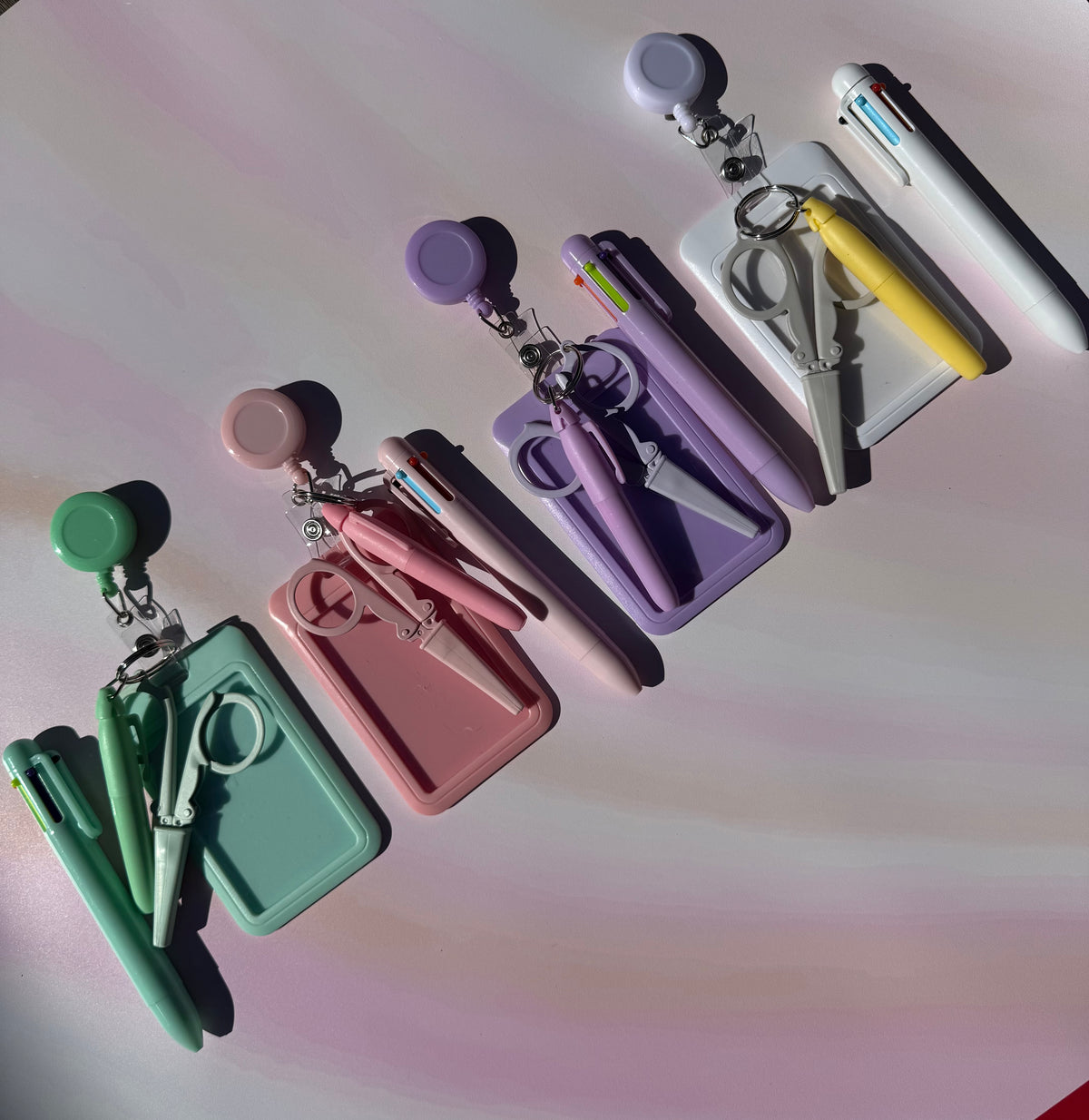Essential Badge Reel Kit